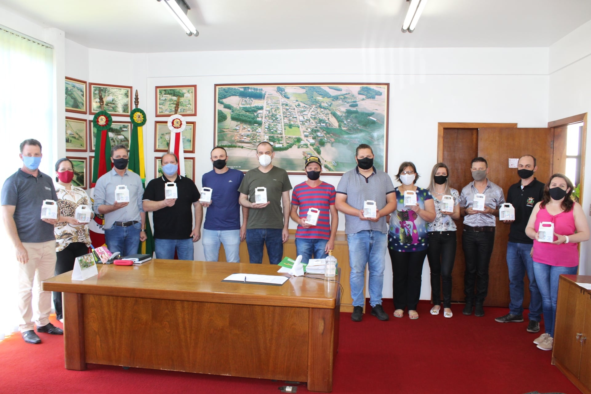Dia do Servidor Público é marcado por homenagens em Ipiranga do Sul